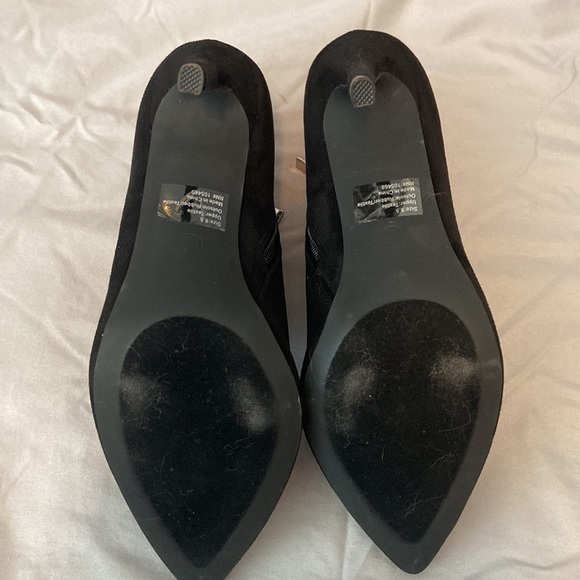 Venus Ankle Booties - Black - Like new - Picture 3 of 3